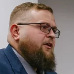 homem-estuprado-pela-mae-teme-que-o-irmao-possa-ser-seu-filho