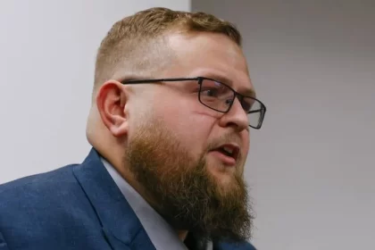 homem-estuprado-pela-mae-teme-que-o-irmao-possa-ser-seu-filho