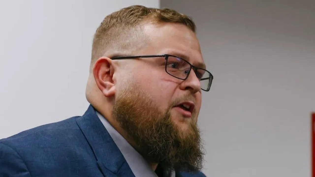 homem-estuprado-pela-mae-teme-que-o-irmao-possa-ser-seu-filho