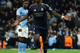 liga-dos-campeoes:-vini-junior-marca-dois-e-real-despacha-city