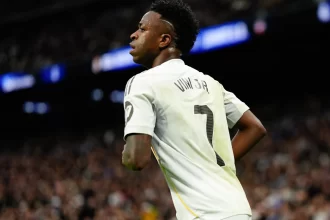 liga-dos-campeoes:-vini-junior-marca-dois-e-real-despacha-city