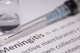 entenda-o-que-e-meningite-meningococica-bacteriana,-doenca-em-surto-na-inglaterra
