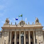 ferros-velhos-poderao-ser-fechados-se-venderem-fios-de-cobre-roubados