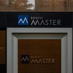 juiz-reconhece-indicios-de-desvios-bilionarios-no-banco-master-e-impede-transferencia-de-bens