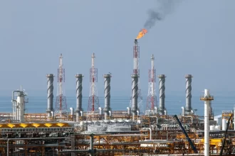 ataque-dos-eua-e-israel-atinge-maior-reserva-de-gas-do-mundo