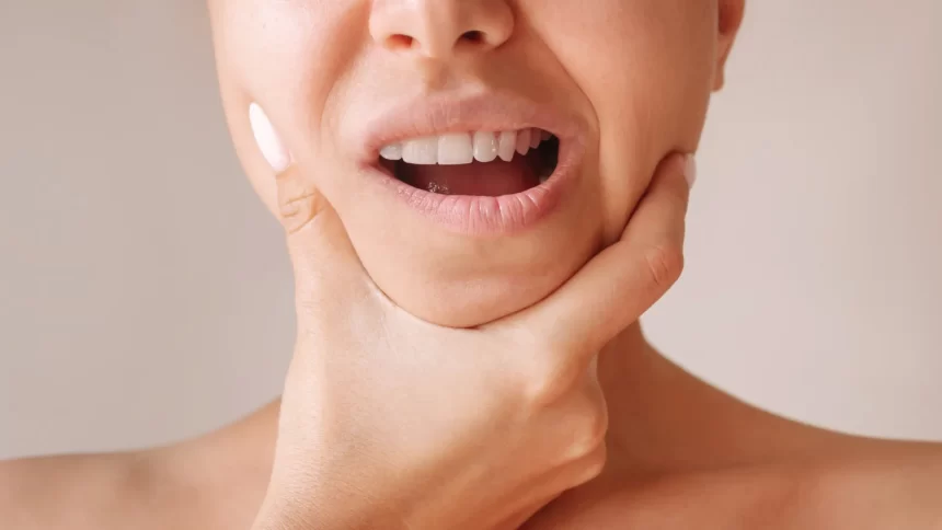 sinais-na-boca-podem-indicar-risco-de-cancer-colorretal;-veja-quais-sao