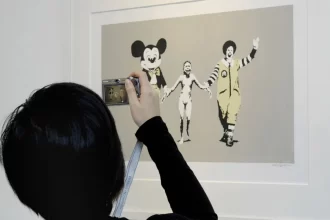 como-nome-real-do-grafiteiro-banksy-pode-enfim-ter-sido-descoberto-pela-reuters