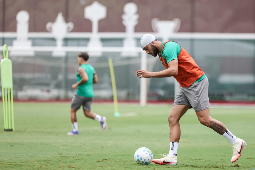 fluminense-de-2026-sofre-para-marcar-lances-iniciados-com-bola-aereas