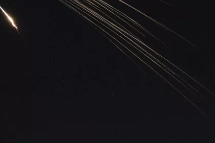 paises-do-golfo-interceptam-misseis-e-drones-apos-ataques-do-ira