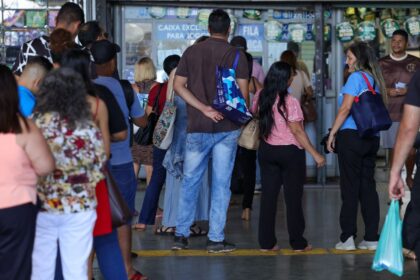 mega-sena-acumula-e-premio-principal-vai-para-r$-7,5-milhoes