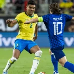 casemiro-revela-elogio-de-modric-a-selecao-e-cita-resiliencia-no-ciclo:-‘inumeras-dificuldades’