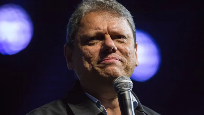 tarcisio-defende-que-governo-trump-classifique-pcc-e-comando-vermelho-como-terroristas