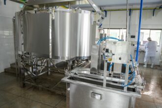 laticinio-municipal-de-araguaina-entra-em-operacao-para-producao-de-leite,-queijo-e-iogurte