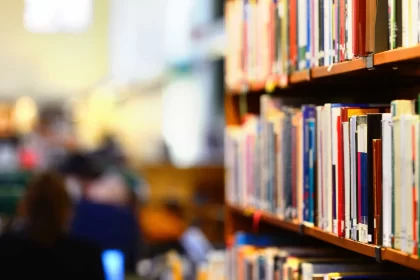 pe-de-meia-reduz-abandono-escolar-no-ensino-medio-em-43%-em-dois-anos