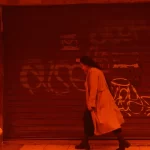 grecia-sob-um-manto-vermelho:-poeira-do-saara-transforma-cidades;-veja