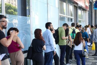 governo-federal-vai-chamar-mais-7-mil-servidores-em-2026,-diz-ministra