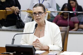 lei-de-claudia-lelis-garante-protecao-as-mulheres-no-transporte-intermunicipal-do-tocantins