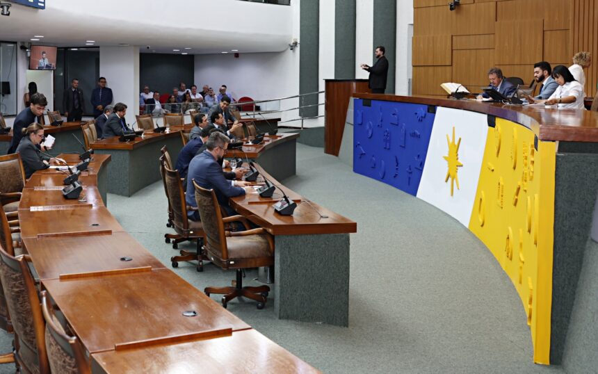 aleto-aprova-auxilio-alimentacao-para-servidores-do-executivo-que-recebem-ate-dois-salarios-minimos