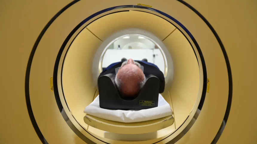 alzheimer-e-a-segunda-doenca-mais-temida-pelos-brasileiros,-atras-apenas-do-cancer