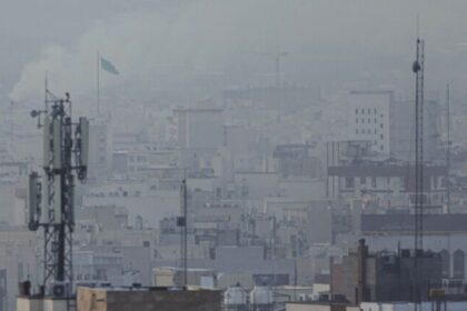 aeronave-dos-eua-e-abatida-sobre-ira-e-piloto-esta-desaparecido