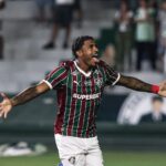 fluminense-sai-atras,-mas-busca-empate-com-coritiba-fora-de-casa