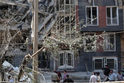 ira-desafia-ultimato-de-trump:-ormuz-jamais-retomara-status-anterior