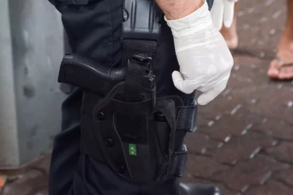 pm-iniciou-agressao-antes-de-atirar-em-mae-de-5-filhos-na-zona-leste-de-sp,-dizem-testemunhas