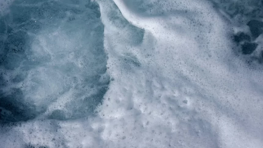 menino-fica-em-estado-grave-apos-ser-sugado-em-banheira-de-hidromassagem