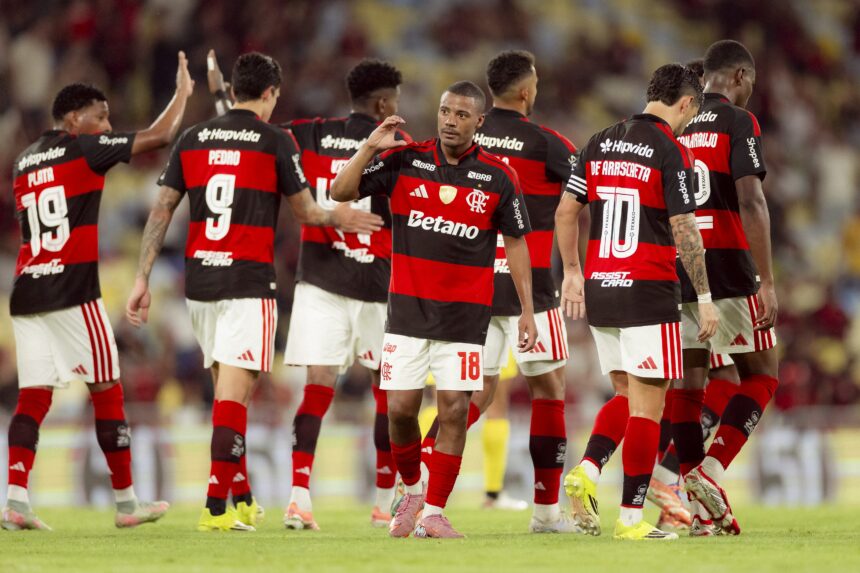 com-cinco-desfalques-e-de-la-cruz-entre-os-relacionados,-flamengo-viaja-ao-peru-para-estreia-na-libertadores;-veja-lista