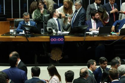 em-primeiro-turno,-camara-aprova-garantia-de-recursos-para-o-suas