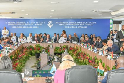 paises-do-atlantico-sul-defendem-regiao-livre-de-guerra-e-arma-nuclear