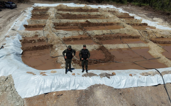 policia-militar-desarticula-garimpo-ilegal-e-realiza-apreensao-historica-de-substancias-toxicas-no-sudeste-do-tocantins
-–-pm-to