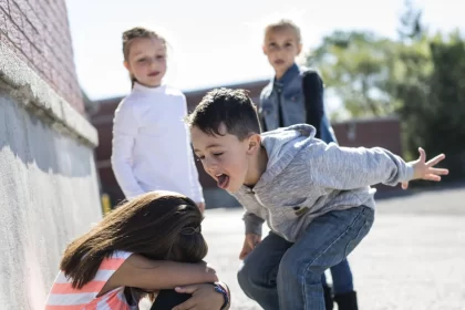 criancas-de-5-a-9-anos-lideram-alta-de-internacoes-por-saude-mental-em-sp