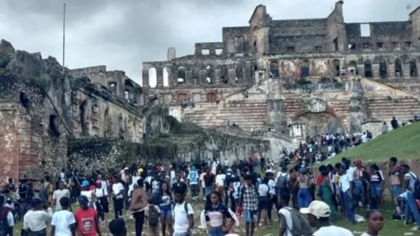 tumulto-em-ponto-turistico-no-haiti-deixa-pelo-menos-30-mortos-pisoteados