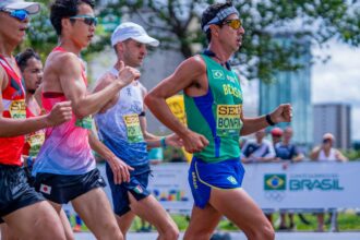caio-bonfim-e-equipe-feminina-conquistam-bronze-no-mundial-de-marcha
