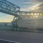 passarela-de-pedestres-na-br-153-e-interditada-apos-ser-atingida-por-caminhao