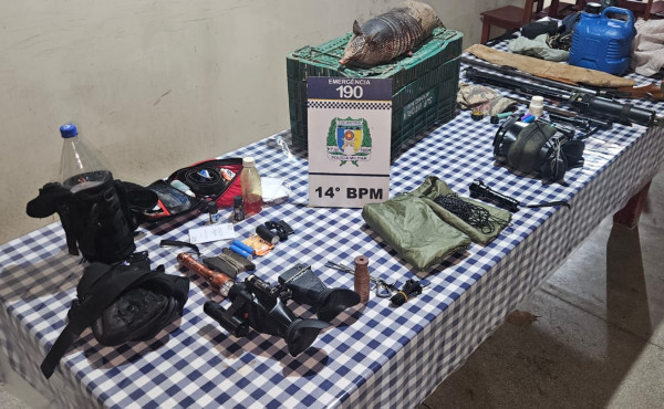 dois-homens-sao-presos-pela-pm-por-porte-ilegal-de-arma-de-fogo-e-crime-ambiental-em-nova-olinda-–-pm-to