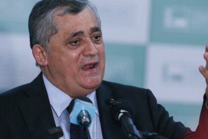 novo-ministro-de-relacoes-institucionais-toma-posse-nesta-terca-(14)