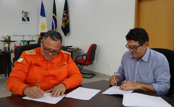 cbmto-e-adapec-firmam-termo-de-cooperacao-tecnica-para-atuacao-integrada-no-tocantins-–-bombeiros-to
