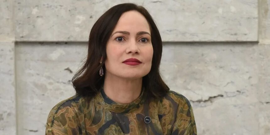 nova-presidenta-do-inss-quer-recuperar-confianca-no-orgao