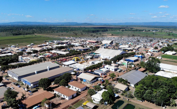 governo-do-tocantins-avanca-na-estrutura-da-agrotins-2026-e-atinge-80%-dos-estandes-preenchidos-–-secom-to