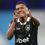 danilo-decide-no-fim,-e-botafogo-vence-racing-na-argentina-com-boa-atuacao-coletiva