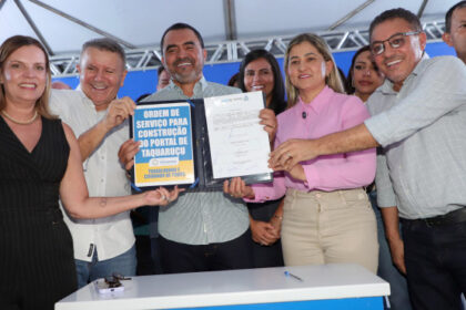 governador-wanderlei-barbosa-assina-ordem-de-servico-para-construcao-do-portal-de-taquarucu-e-pavimentacao-da-via-de-acesso-ao-distrito,-fortalecendo-o-turismo-regional-–-secom-to