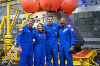 astronautas-da-artemis-ii-usaram-relogio-feito-com-tecnologia-desenvolvida-pela-usp