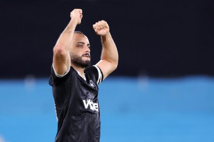 ‘de-bem’-com-as-redes,-arthur-cabral-e-esperanca-de-gol-do-botafogo-contra-a-chapecoense