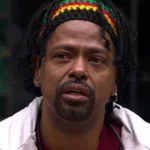 leandro-boneco-assiste-criticas-de-edilson-pelas-costas-e-dispara-ser-‘lamentavel’