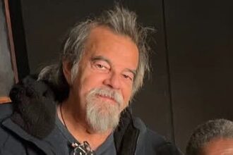 morre-moogie-canazio,-ex-produtor-musical-de-sandy-&-junior-e-caetano-veloso,-aos-70-anos