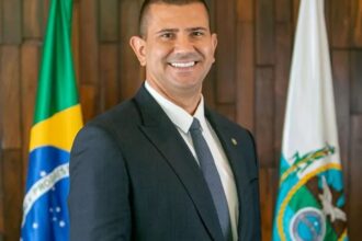 douglas-ruas,-presidente-da-alerj,-pede-ao-stf-para-assumir-estado