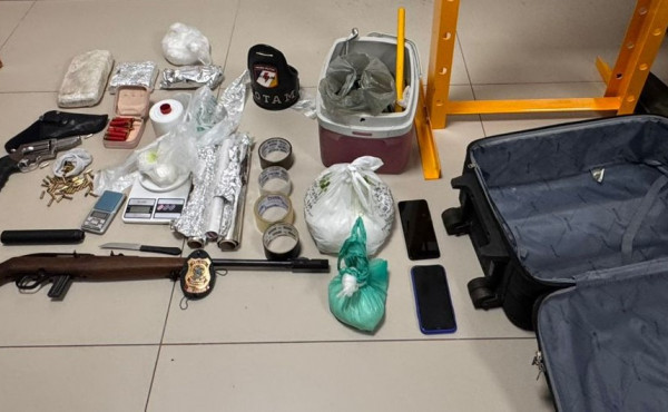 policia-militar-desarticula-laboratorio-de-refino-de-drogas,-apreende-armas-e-prende-dois-homens-em-palmas-–-pm-to