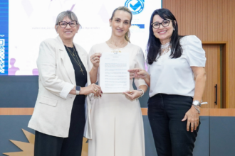 mpto-recomenda-acoes-para-assegurar-permanencia-de-maes-e-pais-estudantes-nas-escolas